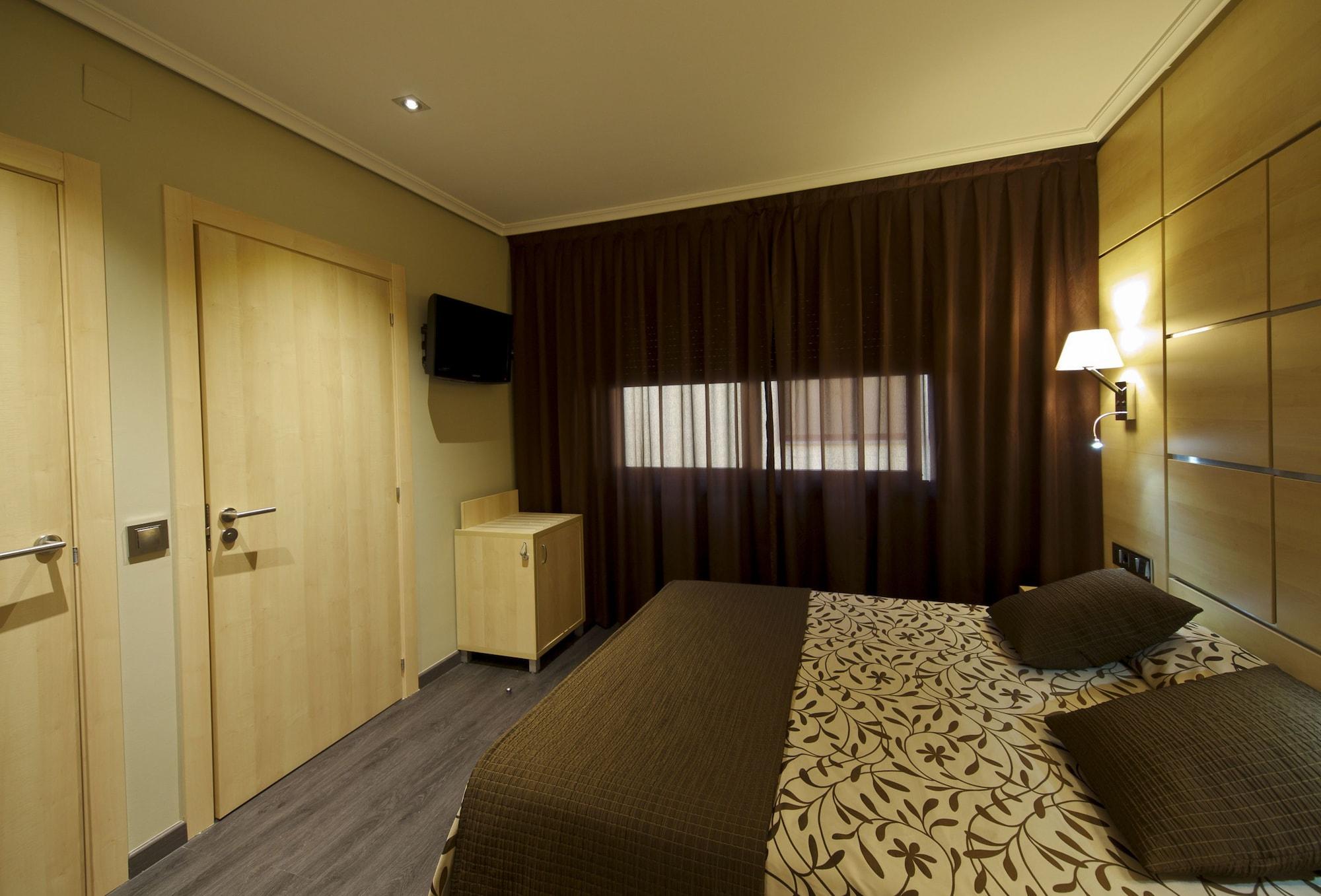 Hotel Francisco II Ourense Exterior foto