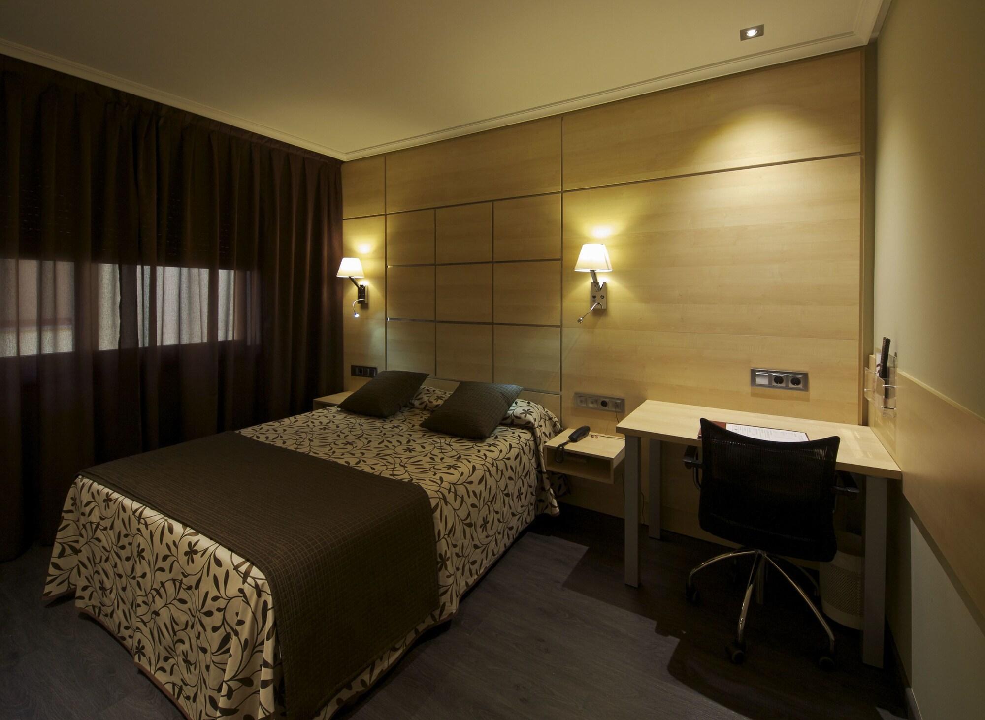Hotel Francisco II Ourense Exterior foto