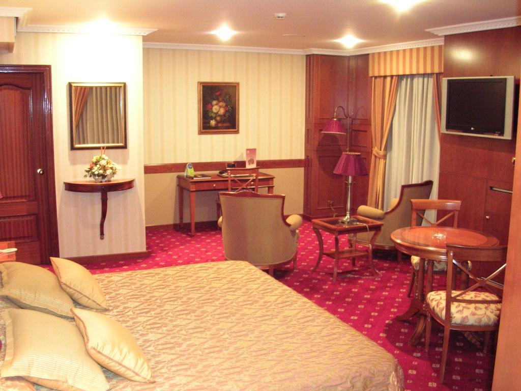 Hotel Francisco II Ourense Cameră foto