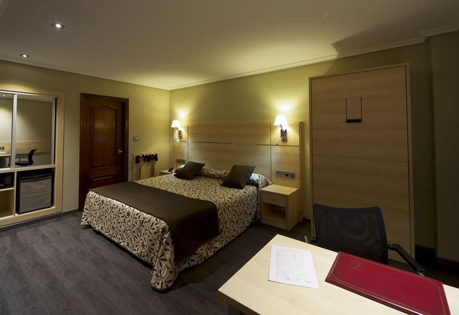 Hotel Francisco II Ourense Exterior foto